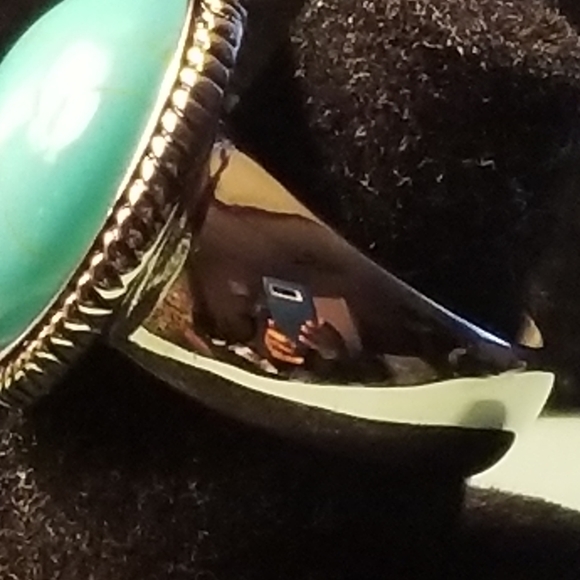 Beautiful Stainless Steel Ring - Picture 2 of 8